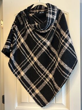 A&O International Black and Cream Plaid Poncho
